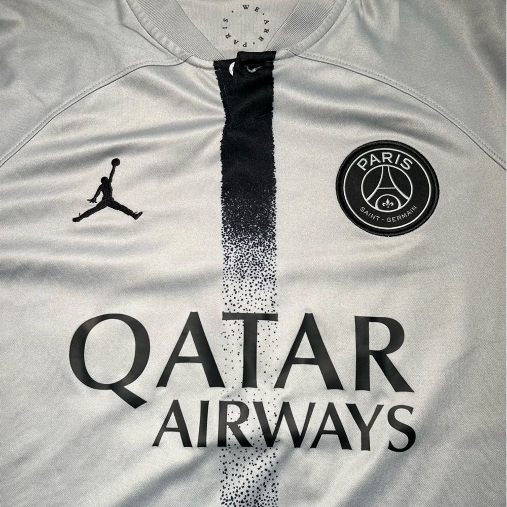 Jordan PSG 22/23 Away Jersey - Messi #30, Size: Medium